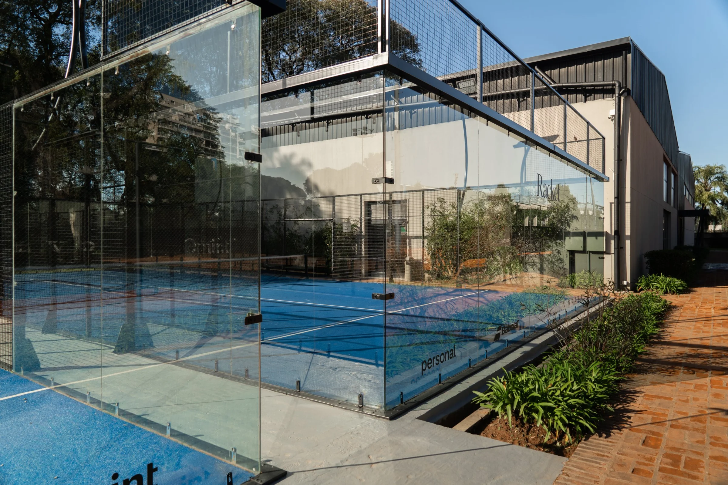 Cancha de pádel — Racket Club