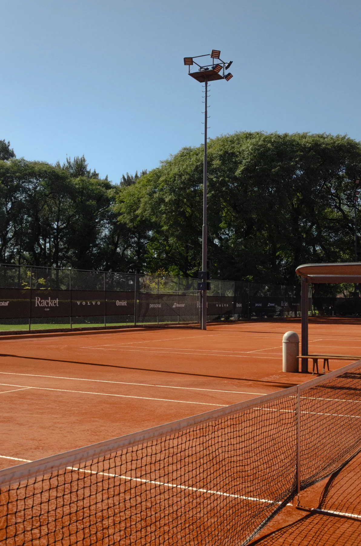 Cancha de tenis — Racket Club